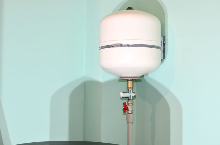 What Happens When a Plumbing System Lacks an Expansion Tank
